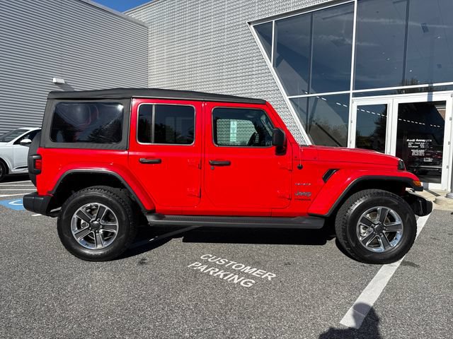 Used 2022 Jeep Wrangler Unlimited Sahara w/ Cold Weather Group AWD/4WD image 7