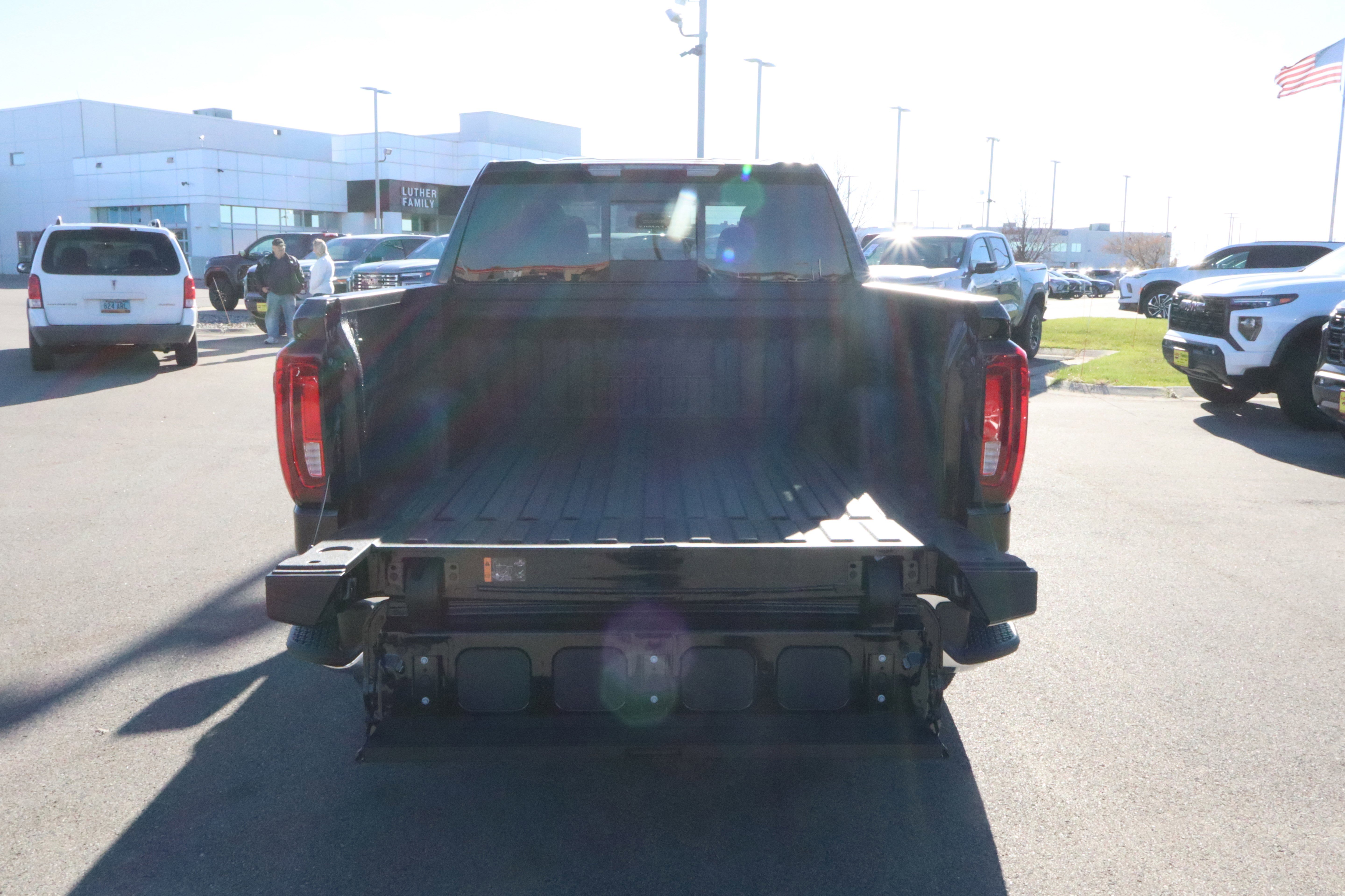 New 2026 GMC Sierra 1500 SLT w/ SLT Premium Plus Package image 16