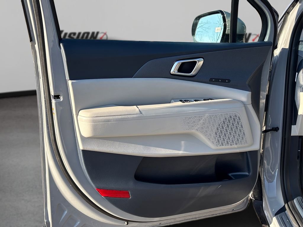 New 2026 Kia Carnival EX image 14