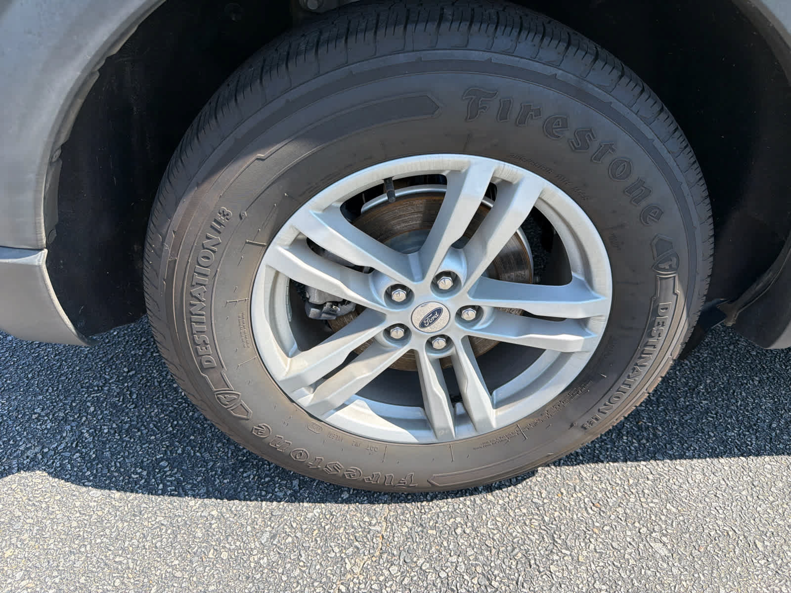 Used 2023 Ford Explorer XLT RWD image 31