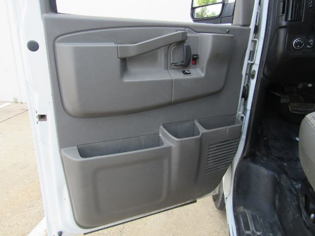 Used 2019 Chevrolet Express 3500 LT w/ LT Preferred Equipment Group image 14