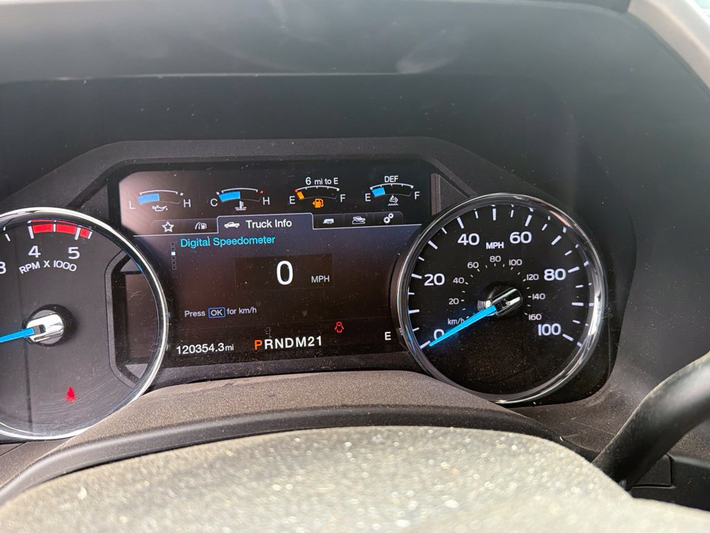 Used 2019 Ford F250 Platinum w/ Platinum Ultimate Package AWD/4WD image 6