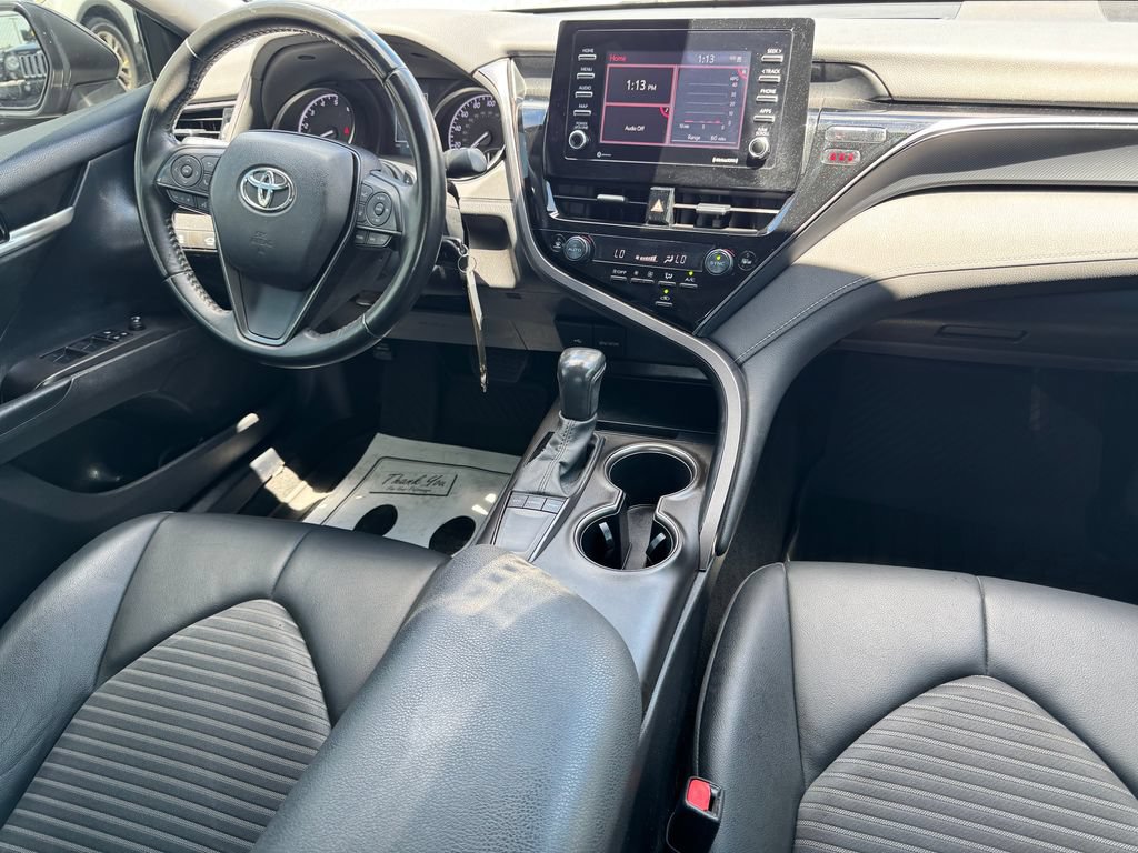 Used 2023 Toyota Camry SE FWD image 12