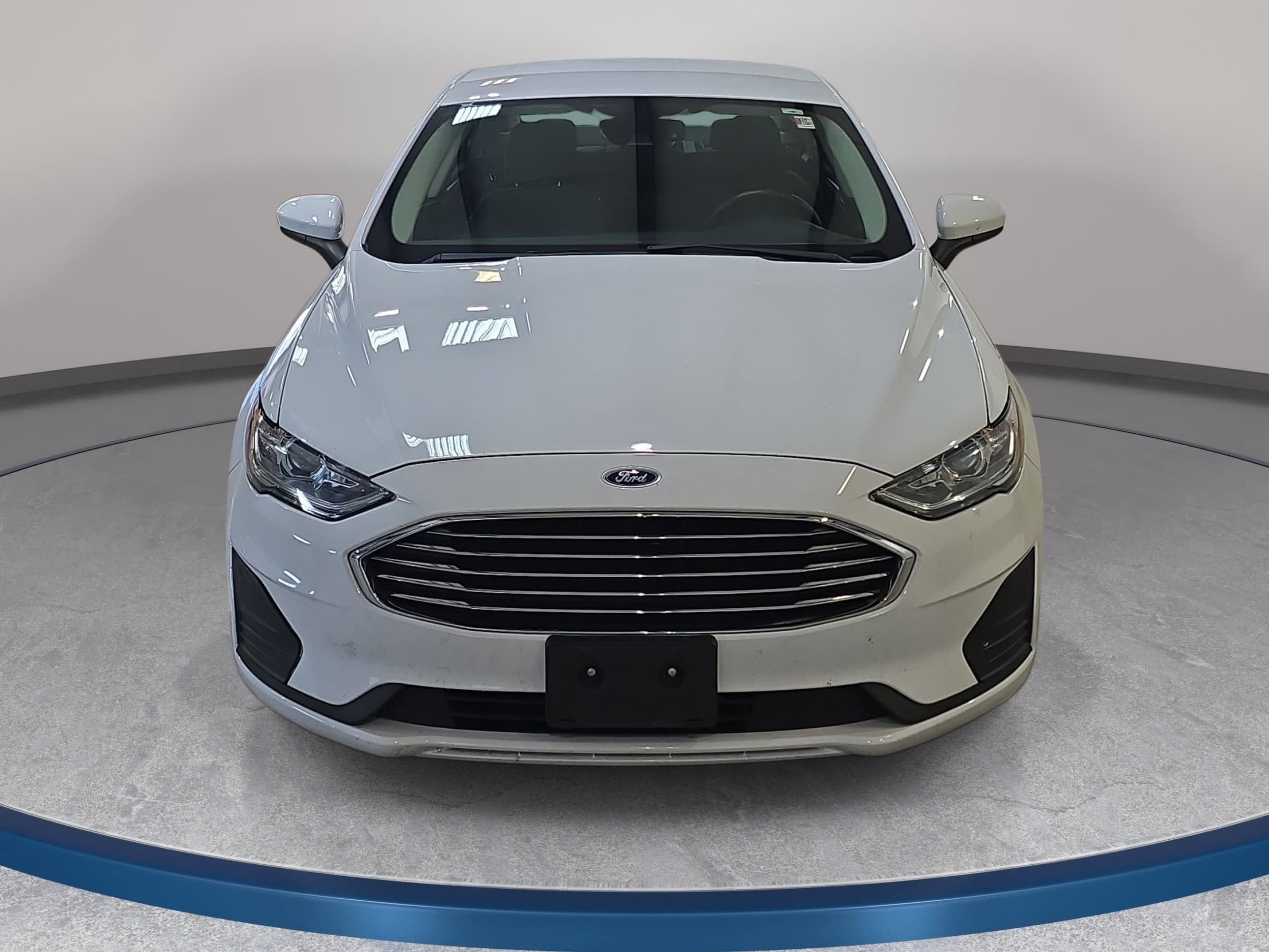 Used 2020 Ford Fusion SE FWD image 3