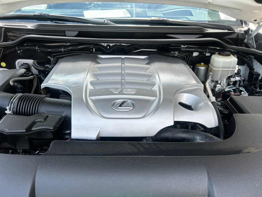 Used 2016 Lexus LX 570 4WD w/ Luxury Package image 23