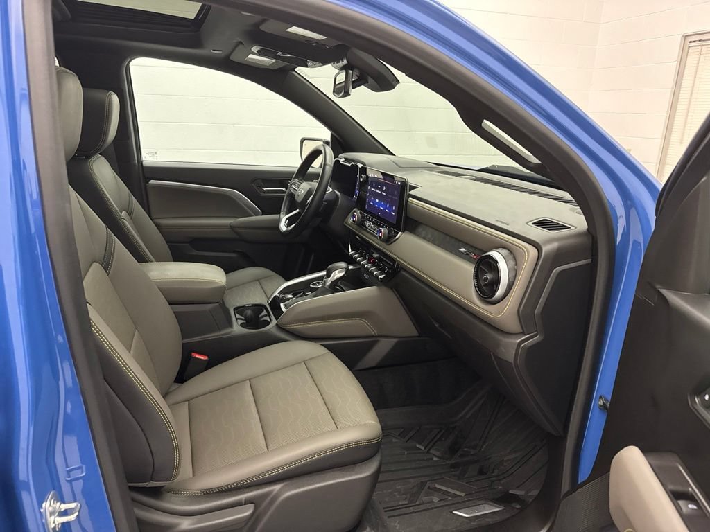 Used 2025 Chevrolet Colorado ZR2 AWD/4WD image 58