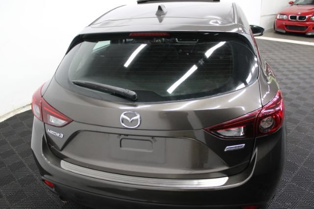 Used 2015 MAZDA MAZDA3 i Touring w/ Technology Package FWD image 6