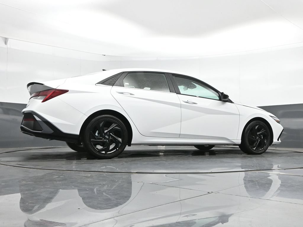 New 2026 Hyundai Elantra SEL Sport Premium FWD image 40