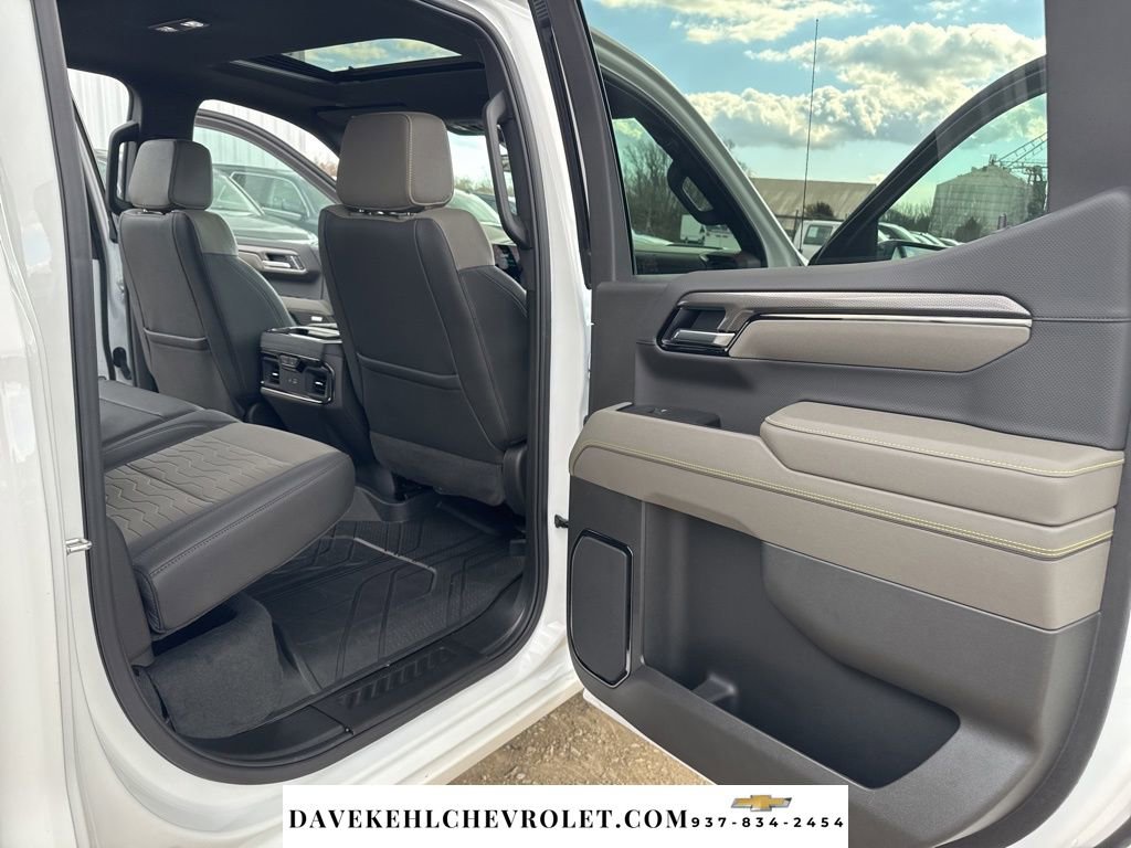 Used 2025 Chevrolet Silverado 1500 ZR2 w/ Technology Package image 26