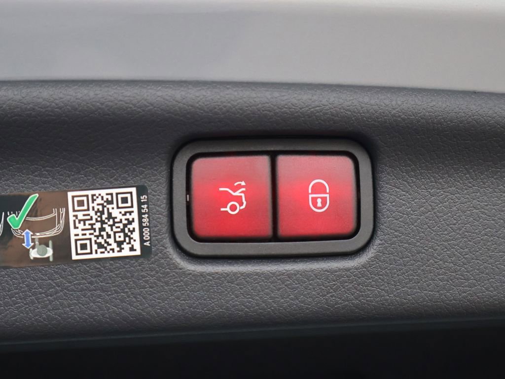Certified 2024 Mercedes-Benz C 43 AMG 4MATIC Sedan image 16