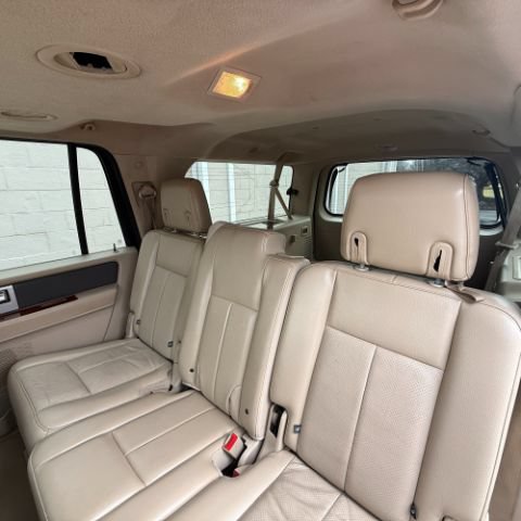Used 2010 Ford Expedition EL 4WD image 10