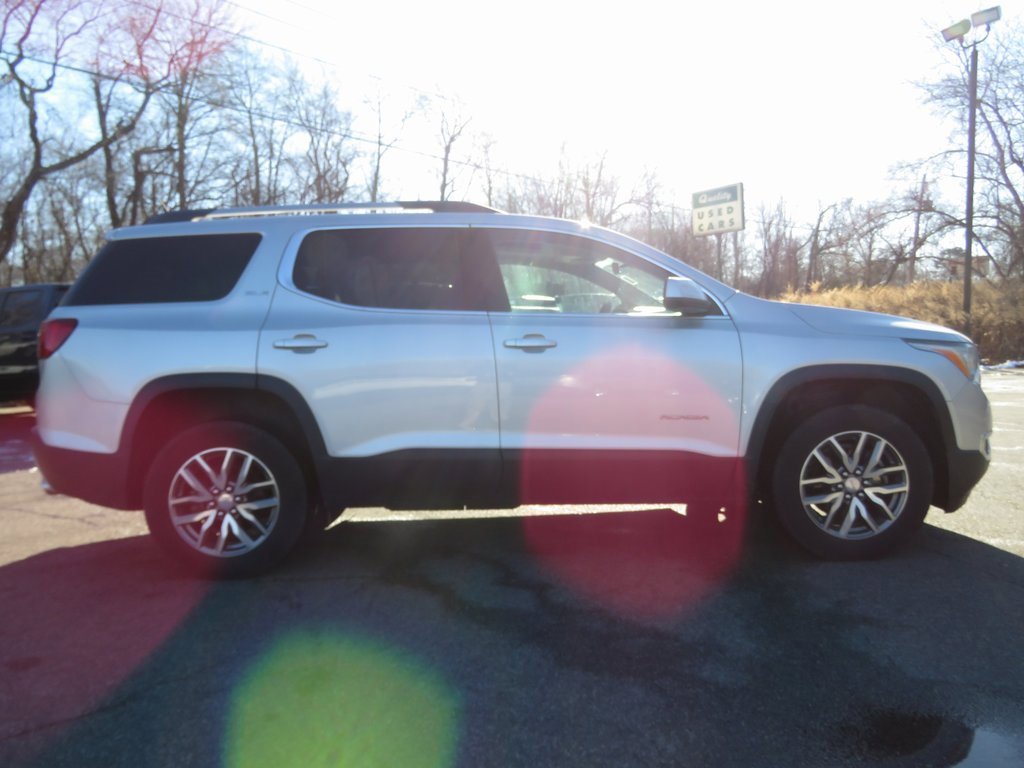 Used 2019 GMC Acadia SLE image 4