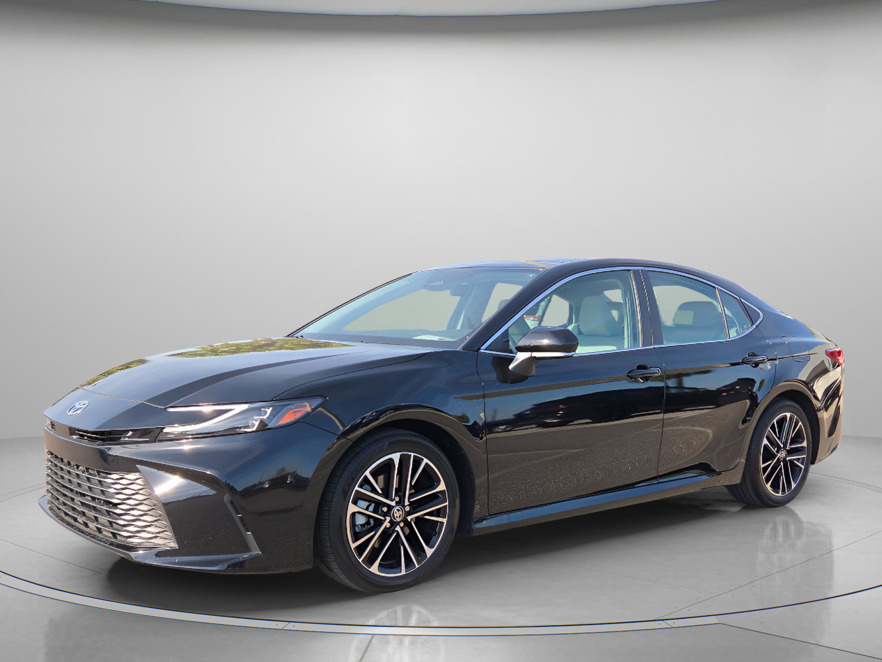 Certified 2025 Toyota Camry XLE image 2