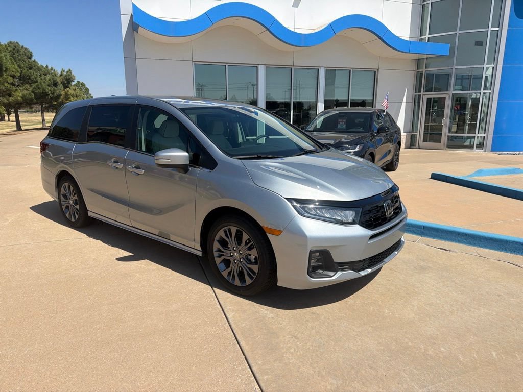 New 2026 Honda Odyssey Touring image 2