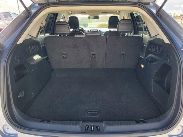 Used 2022 Ford Edge SEL image 13