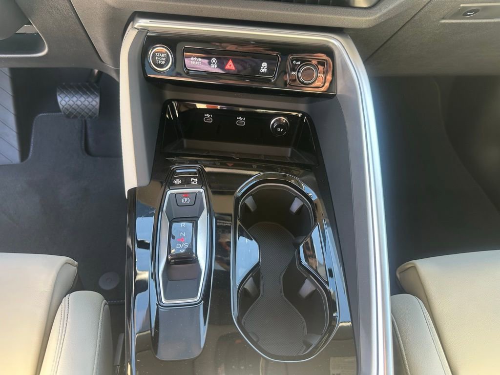 New 2025 Audi Q5 Premium Plus image 19