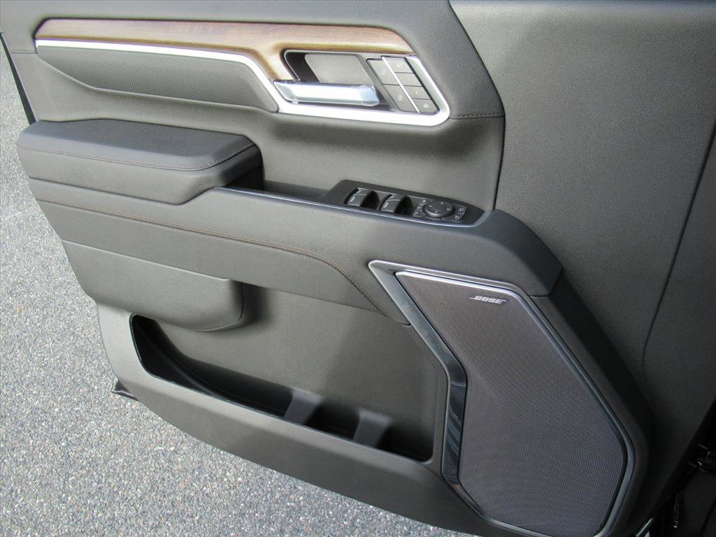 New 2026 Chevrolet Silverado 3500 High Country w/ Midnight Edition image 32