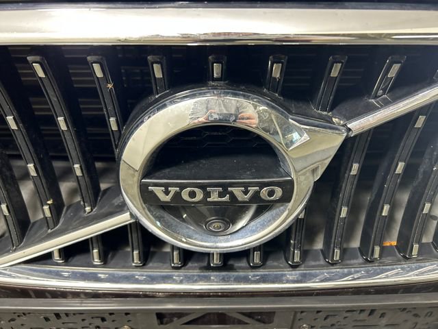 Used 2017 Volvo V90 T6 Cross Country image 10