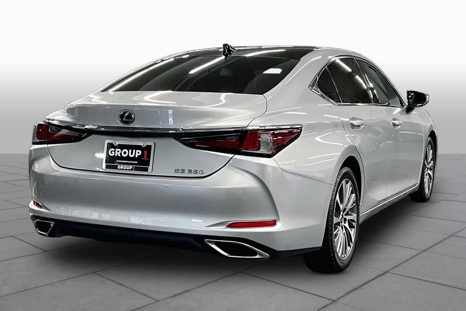 Used 2019 Lexus ES 350 w/ Premium Package FWD image 12