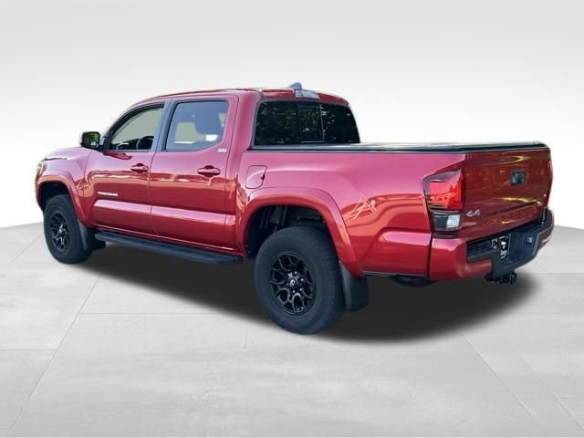 Certified 2022 Toyota Tacoma SR5 w/ Technology Package AWD/4WD image 3