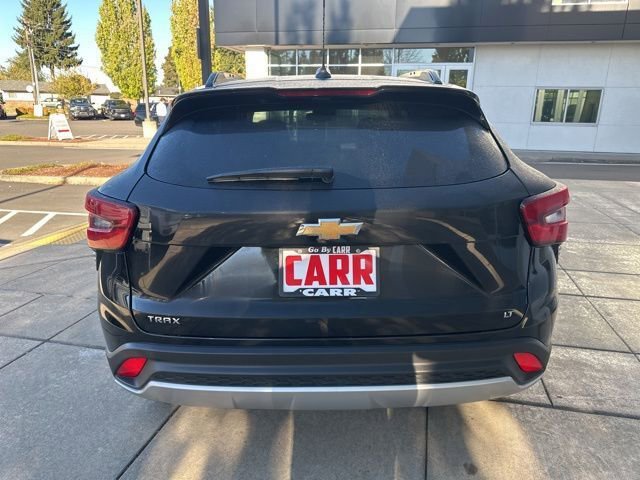 Used 2024 Chevrolet Trax LT image 4