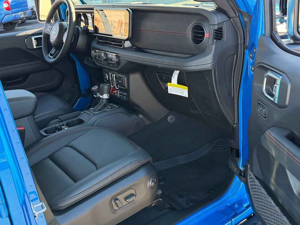 New 2026 Jeep Wrangler Unlimited Rubicon w/ Technology Group image 20