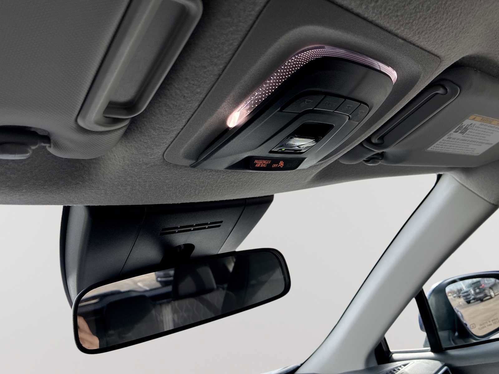 Used 2023 Toyota Corolla Cross LE image 34