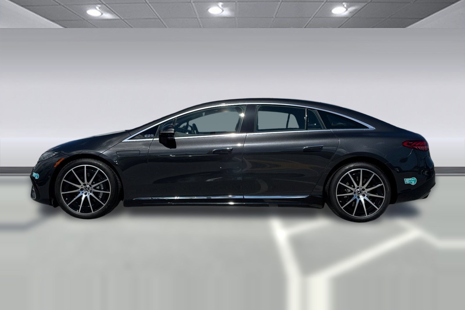 Certified 2023 Mercedes-Benz EQS 580 4MATIC Sedan image 2