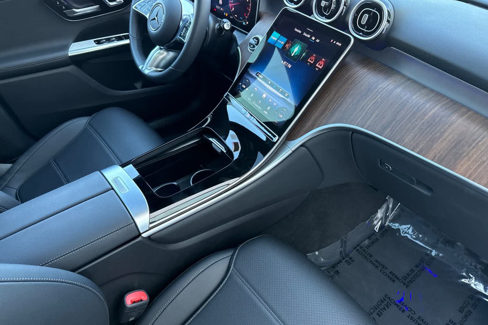 Certified 2026 Mercedes-Benz GLC 300 4MATIC image 15