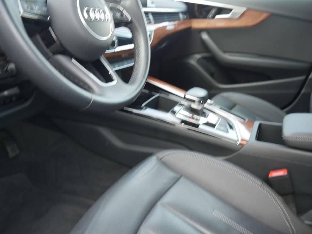 Used 2023 Audi A4 2.0T Premium w/ Convenience Package image 19