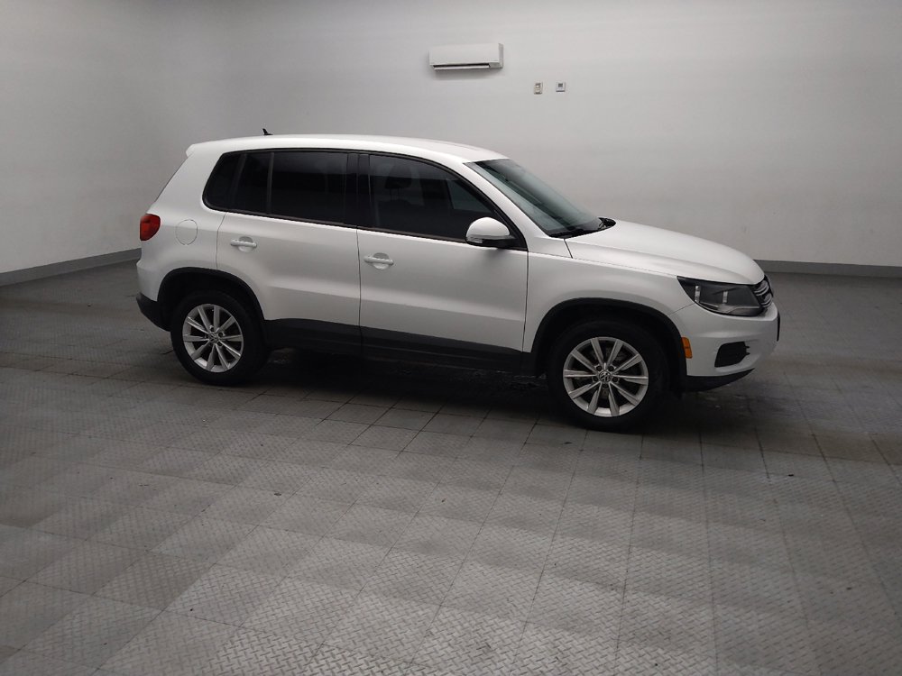 Used 2017 Volkswagen Tiguan S AWD/4WD image 11