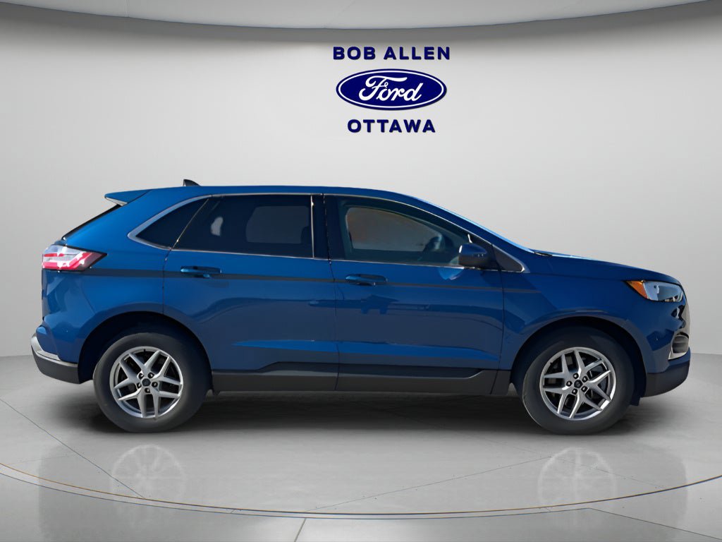 Used 2022 Ford Edge SEL w/ Convenience Package AWD/4WD image 10