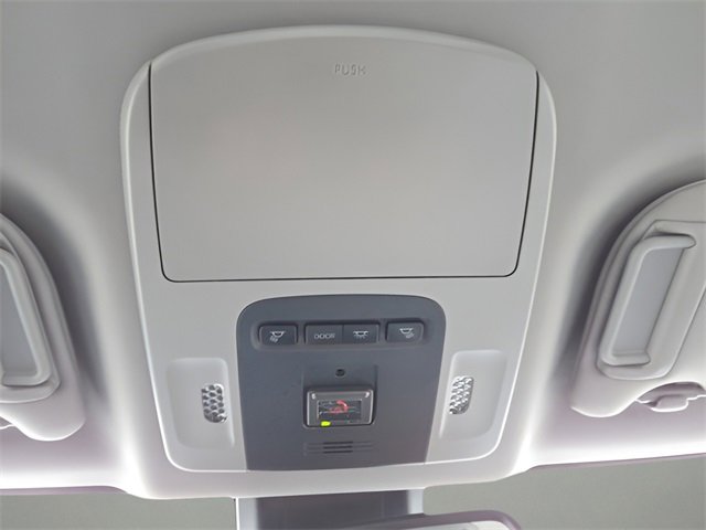 Used 2022 Toyota Camry XLE image 29