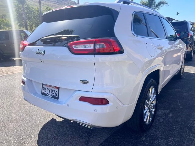 Used 2017 Jeep Cherokee Overland w/ Technology Group FWD image 10