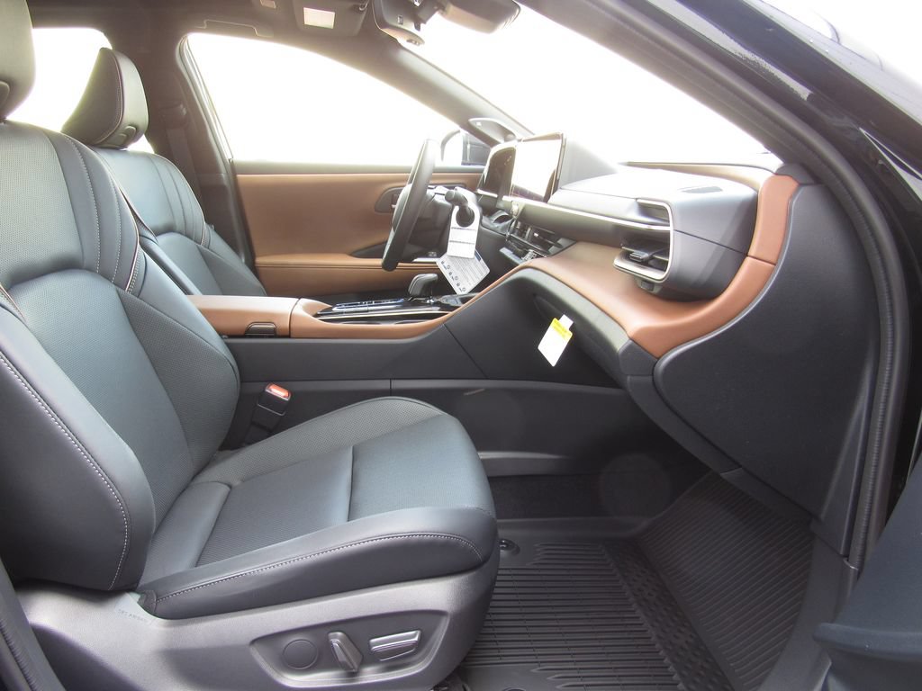 New 2026 Toyota Crown w/ Advanced Technology Package AWD/4WD image 20