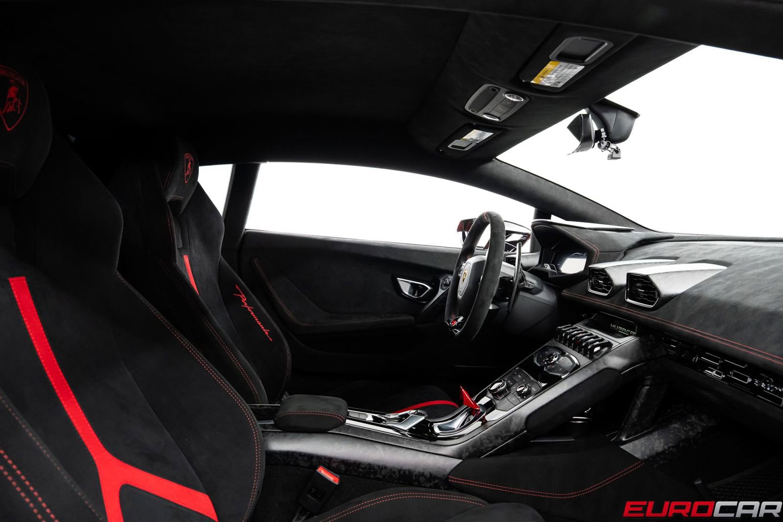 Used 2018 Lamborghini Huracan Performante image 40