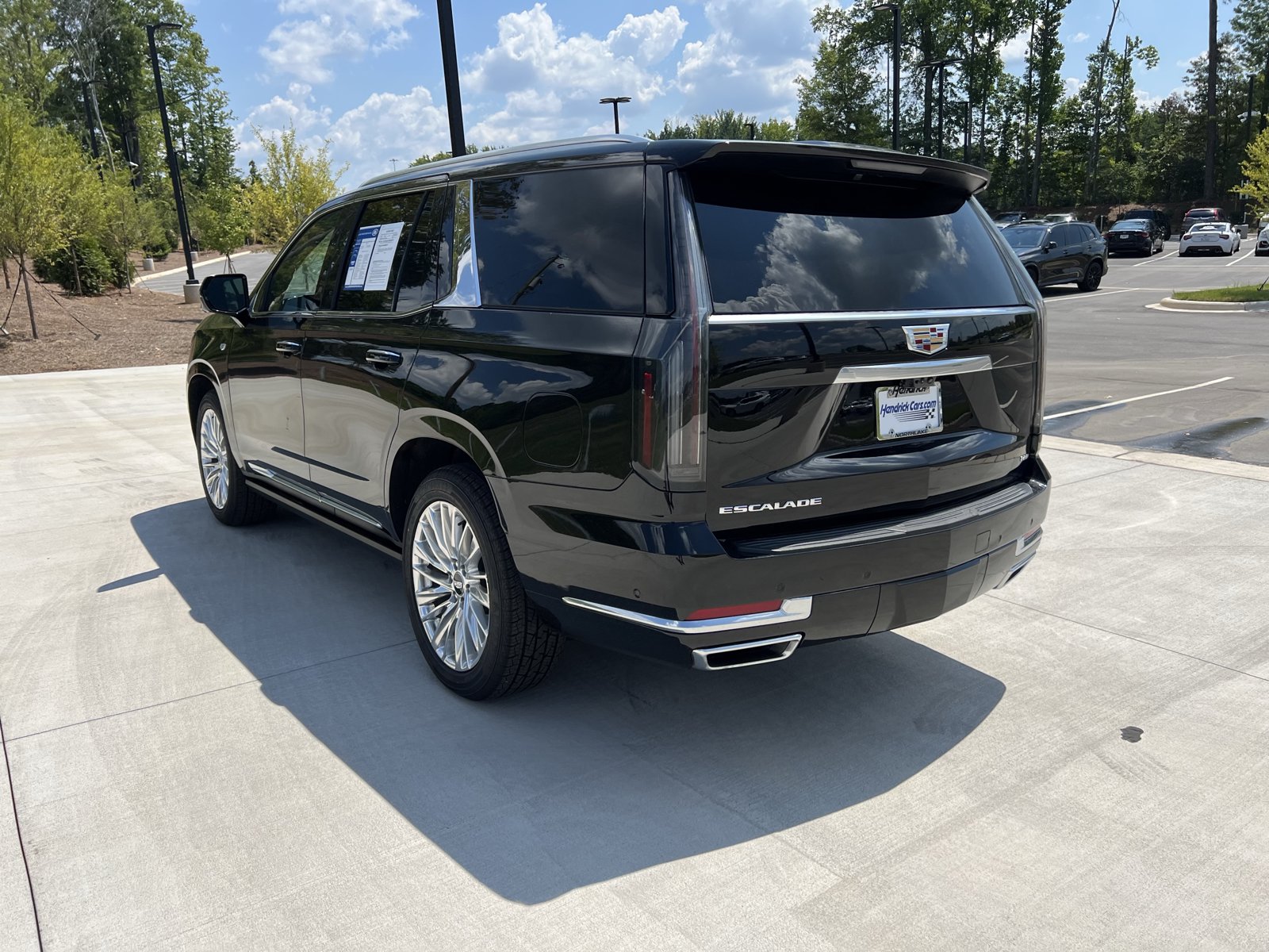 Used 2025 Cadillac Escalade Premium Luxury w/ Touring Package AWD/4WD image 6