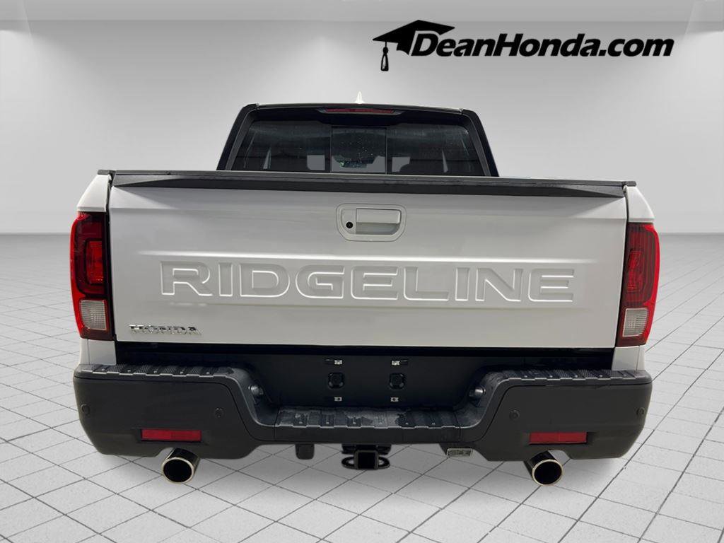 New 2026 Honda Ridgeline Black Edition image 4