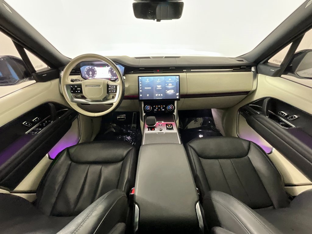 Certified 2023 Land Rover Range Rover SE image 13