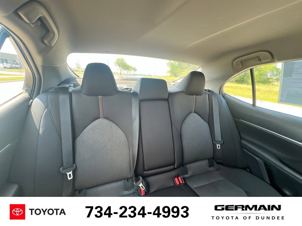 Used 2018 Toyota Camry LE FWD image 28