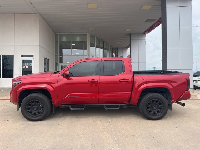 Used 2024 Toyota Tacoma SR5 image 2