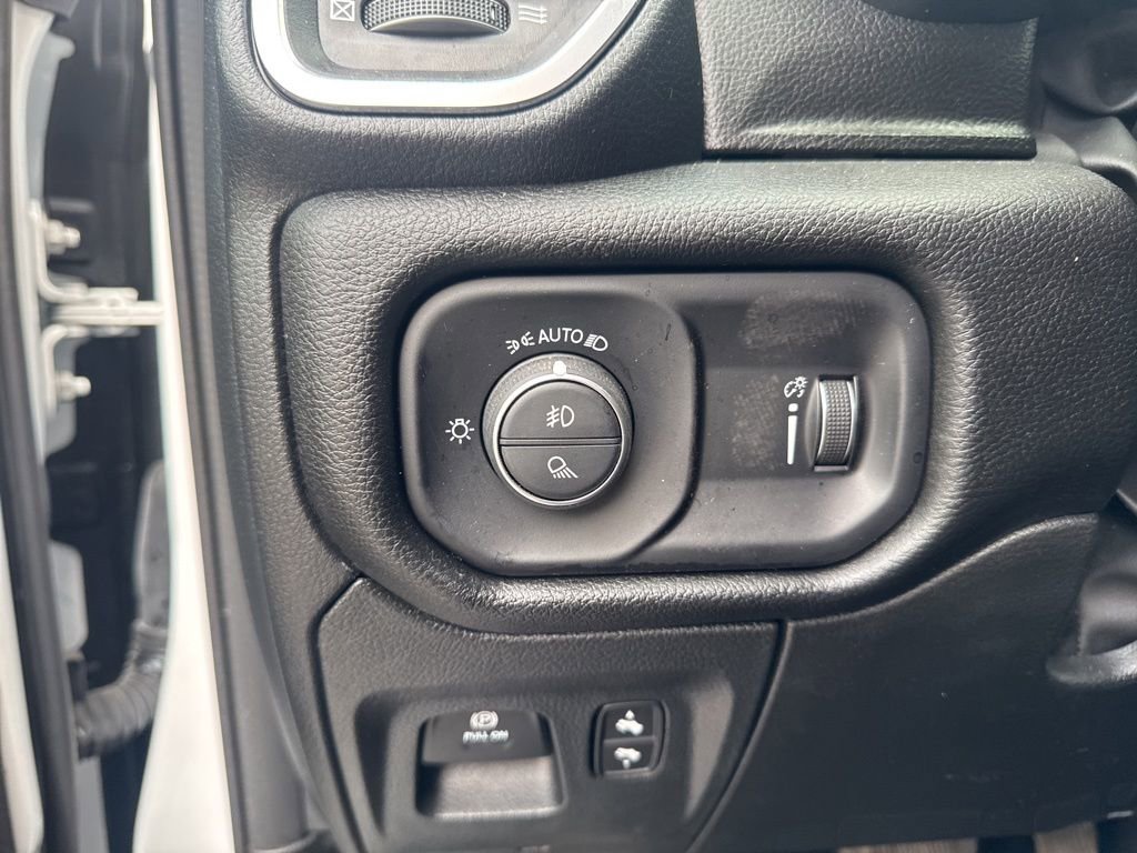 Used 2025 RAM 1500 Big Horn image 21