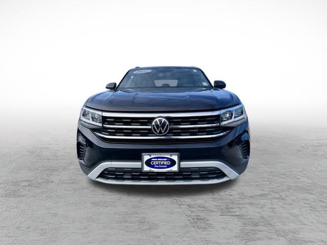 Used 2022 Volkswagen Atlas Cross Sport SE image 2