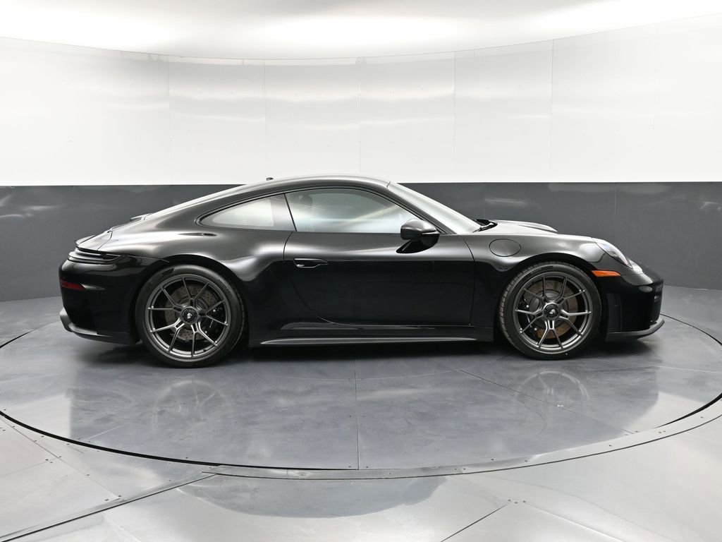 New 2026 Porsche 911 GT3 image 9
