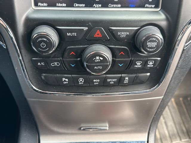 Used 2018 Jeep Grand Cherokee Limited w/ Trailer Tow Group IV image 30