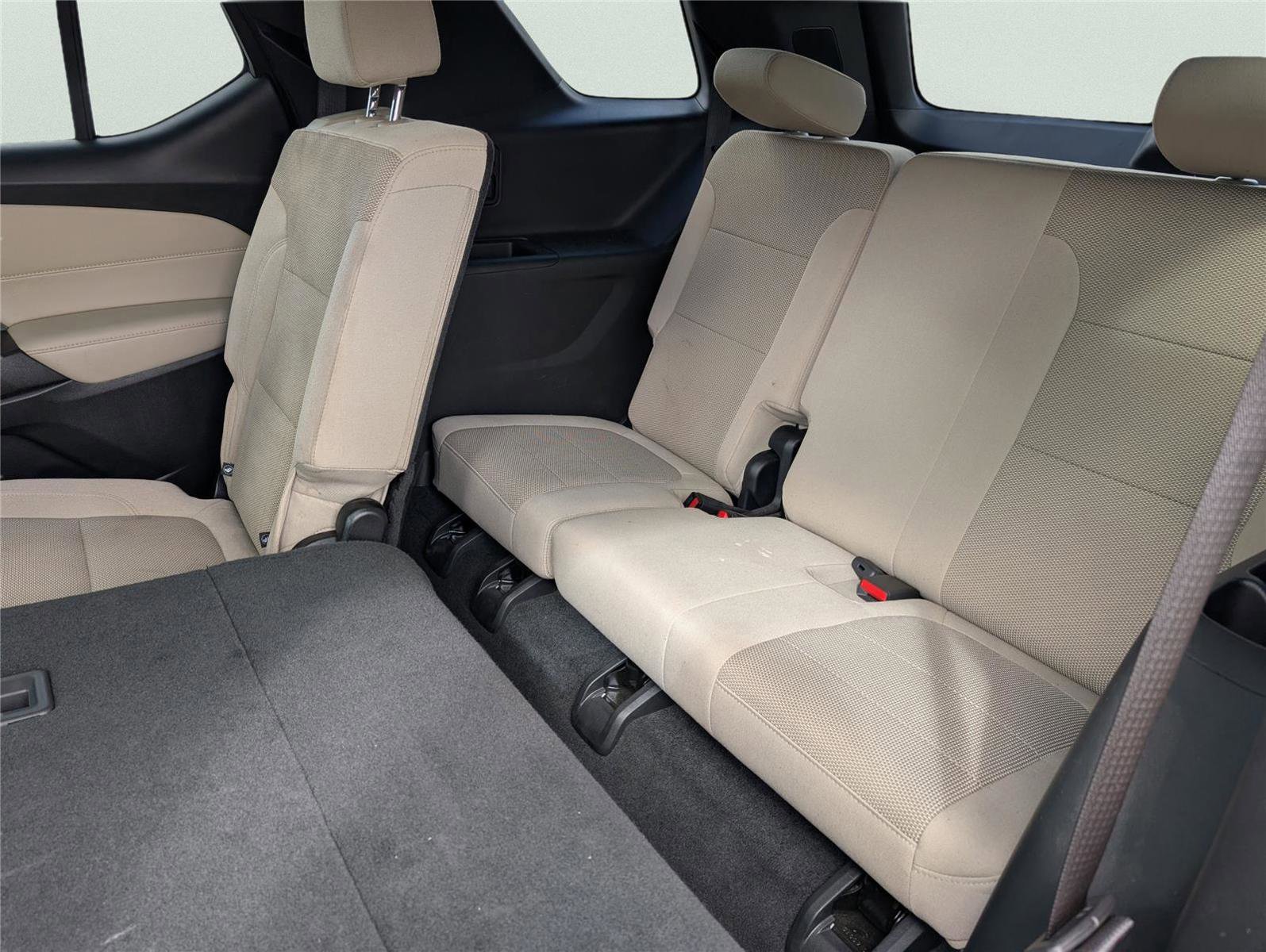 Used 2024 Chevrolet Traverse LS w/ Safety Package FWD image 35