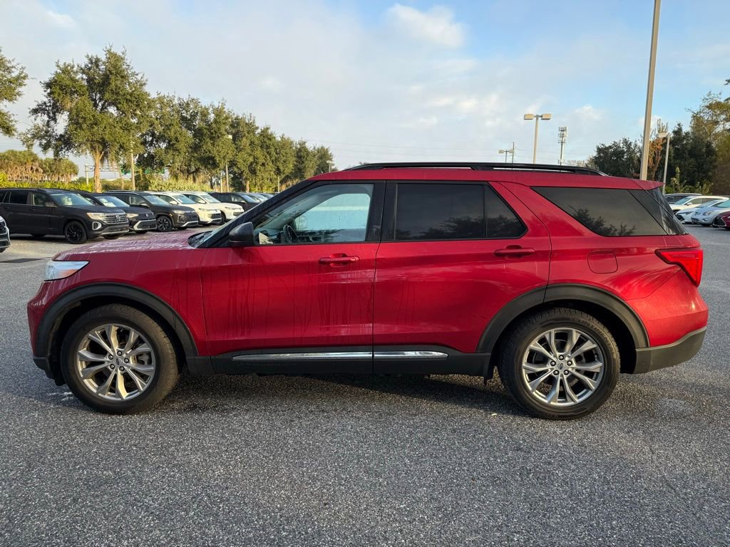 Used 2021 Ford Explorer XLT w/ Equipment Group 202A image 13