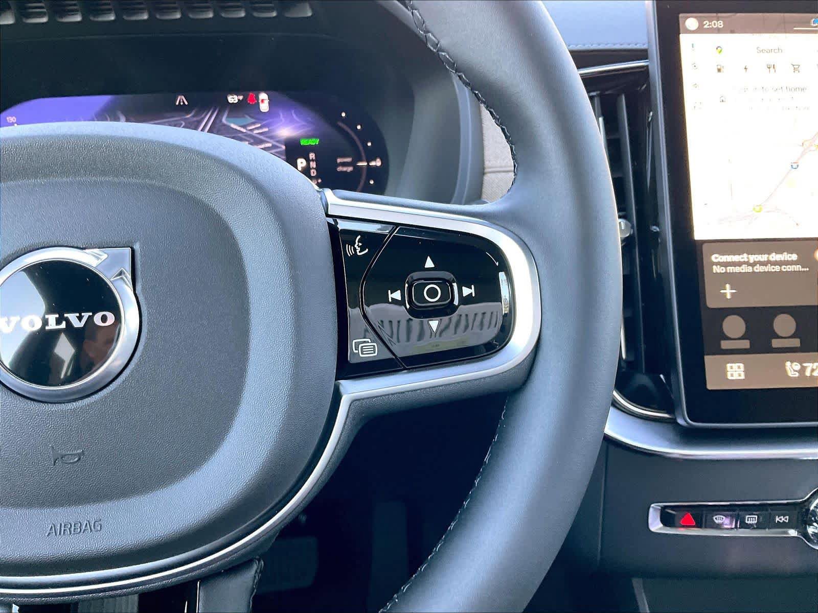 New 2026 Volvo XC90 T8 Ultra w/ Protection Package Premier image 18