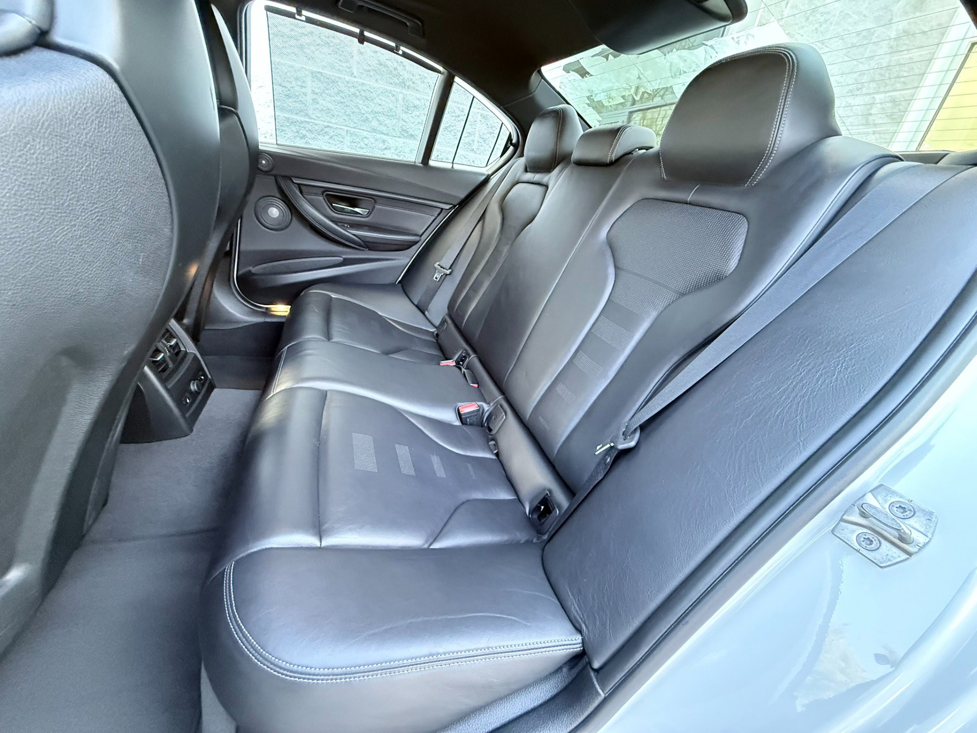 Used 2016 BMW M3 image 22