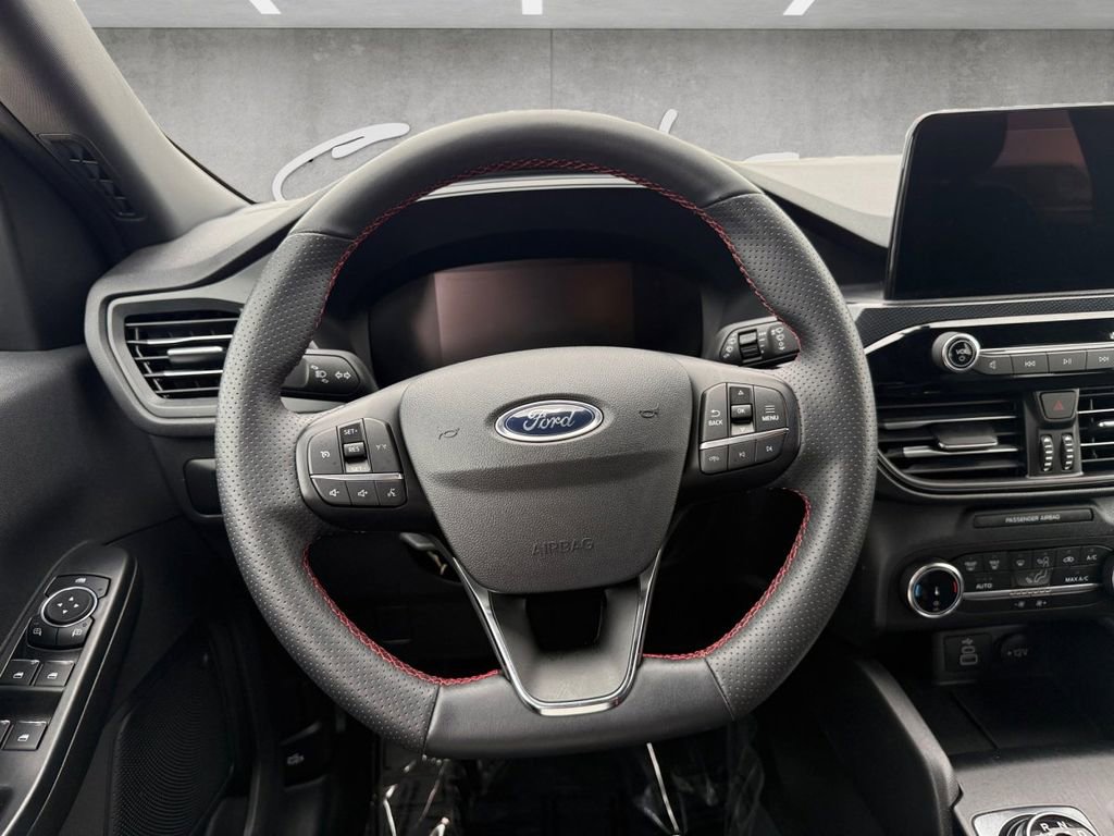Used 2025 Ford Escape ST-Line image 21